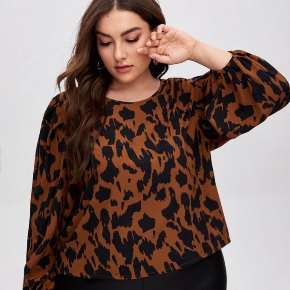Women's blouse